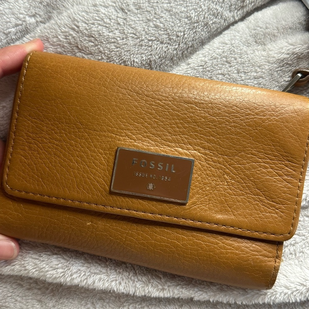 Fossil Tan Leather Wallet